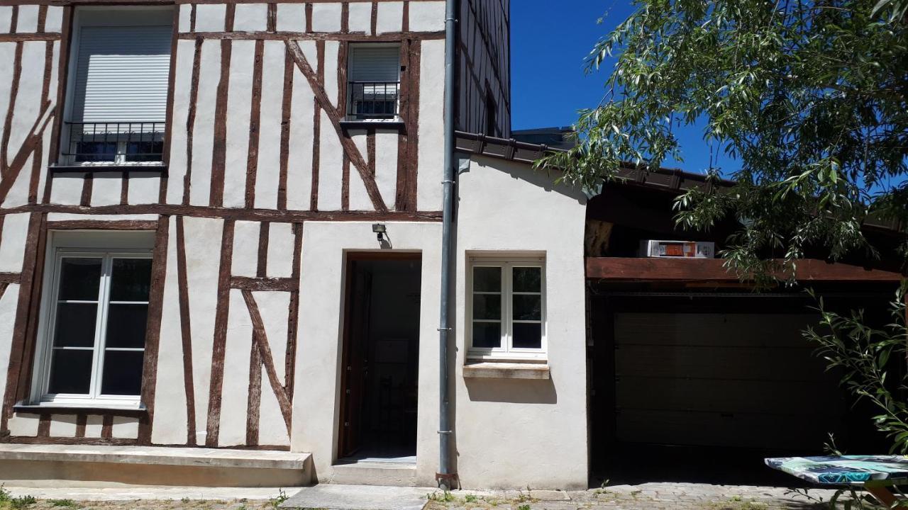 F4 Dans Maison Au Calme Pres Du Centre De Chalons En Champagne Ngoại thất bức ảnh